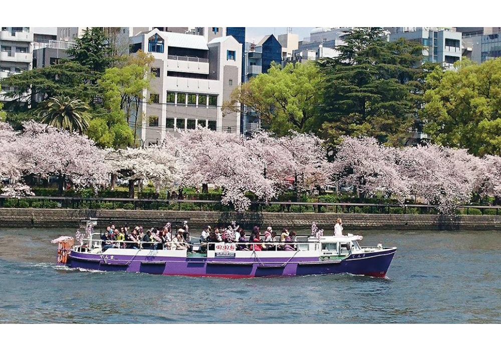 boat cruise in osaka